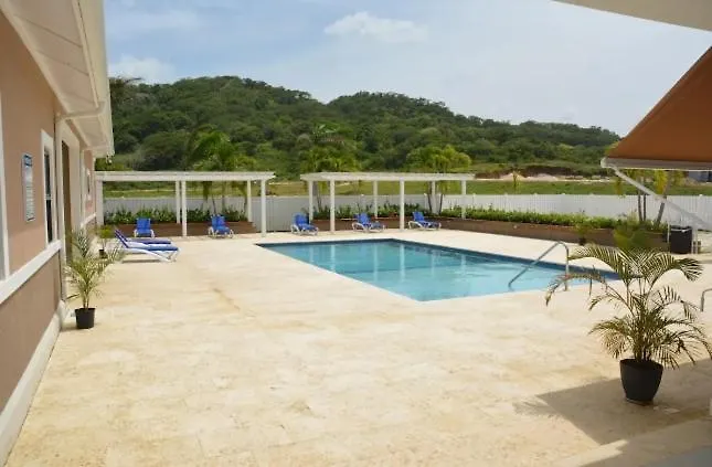 بيت للعطل فيلا Royal Oasis لوتسيا